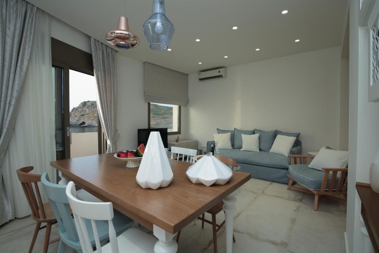 Almyra Seaside House 莫什劳斯 外观 照片