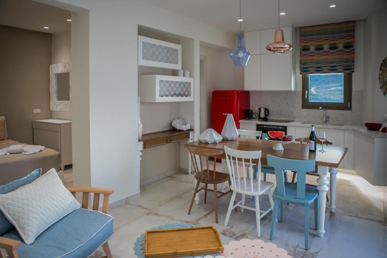 Almyra Seaside House 莫什劳斯 外观 照片