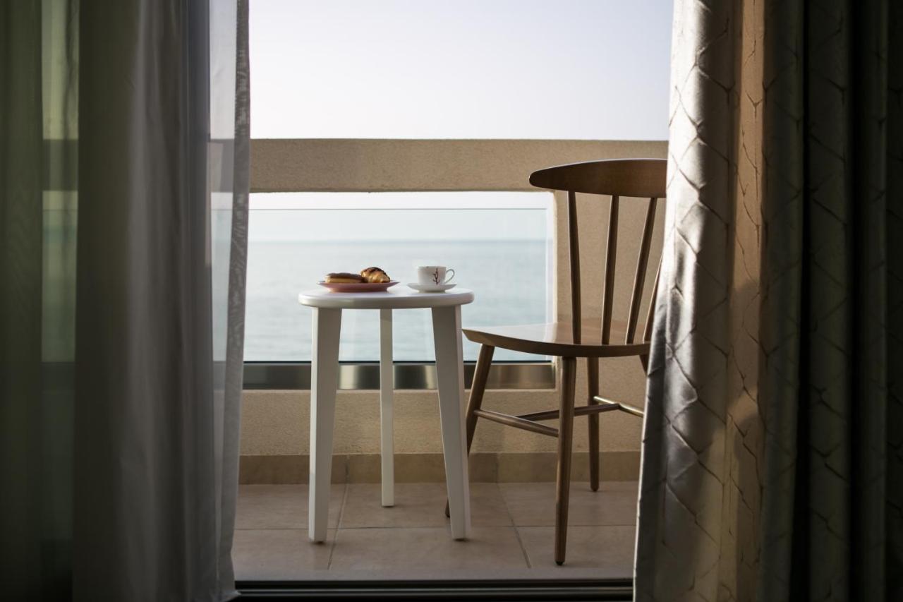 Almyra Seaside House 莫什劳斯 外观 照片